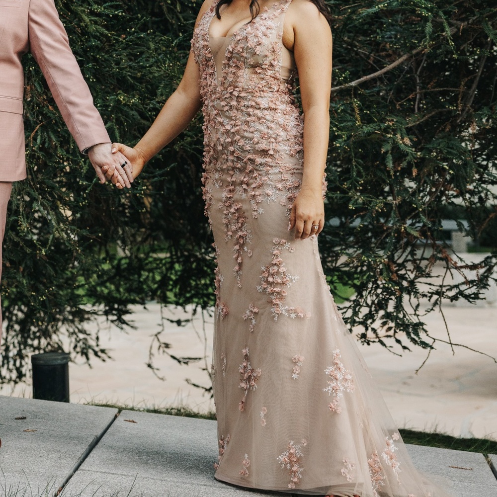 Pink Floral Wedding Gown from René the Label (Size 10) - Picture 11 of 15